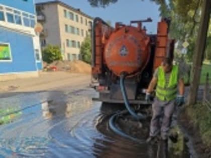 Очистка ливневок в Светогорске: важные работы для города