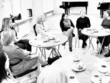 Женщину волнует всё!