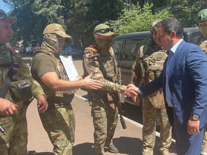 Депутат ЗакСа Ленобласти Алиев доставил помощь участникам СВО в Донбассе