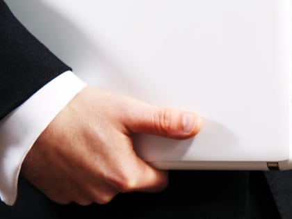 Спикером парламента Финляндии вновь стал  одобрявший убийство россиян депутат