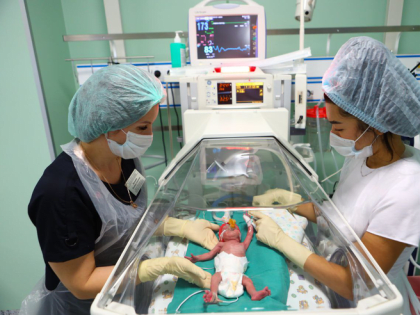 Ленобласть бережно встречает малышей