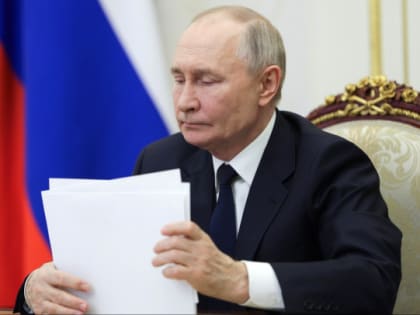 Геномная регистрация и служебное жилье. Путин сделал поручения по участникам СВО