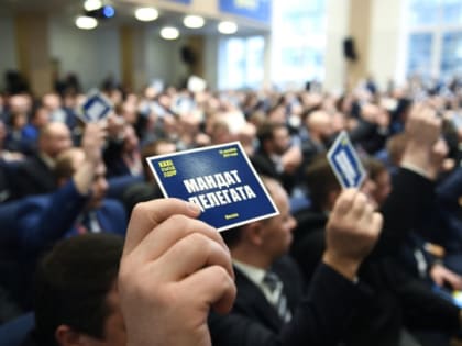 «Мы работаем Дедами Морозами». Новый год подарил Ленобласти нового депутата ЗакСа