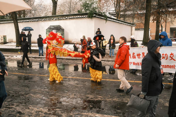 Vancouver — Chinatown New Year Parade 32
