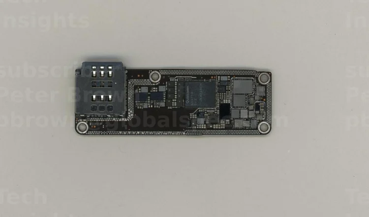 Iphone 16 Pro Max Lower Cnc — photo 1