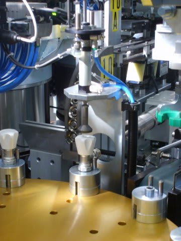 M.T. ZANETTI Semiautomatic Assembling, Test and Packaging Machine for Radiator Valve and Insert - Nut Group - Assembling Machines - 11