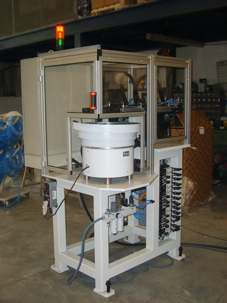 M.T. ZANETTI Automatic Loading System for Transfer and CNC Machines - Industrial Automation Applications