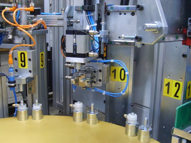 M.T. Zanetti Semi Automatic Machine for Assembling Plastic Ball Valves (Interior Body) - Assembling Machines - 6