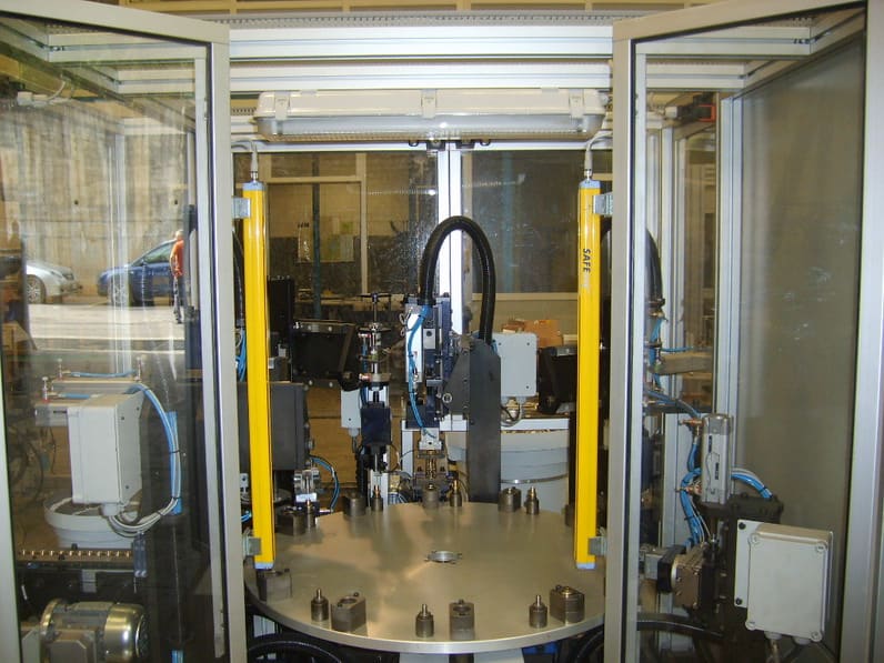 M.T. ZANETTI Automatic Machine for Assembling Multilayered Fittings - Assembling Machines - 2