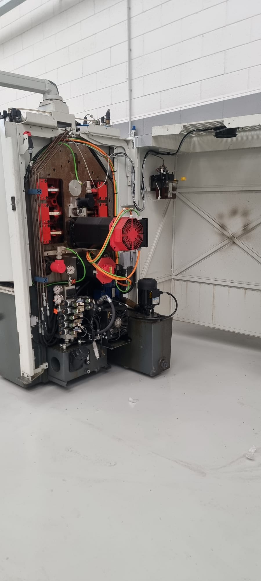 GWM NC Controlled - Multispindle Turning Machines - 6