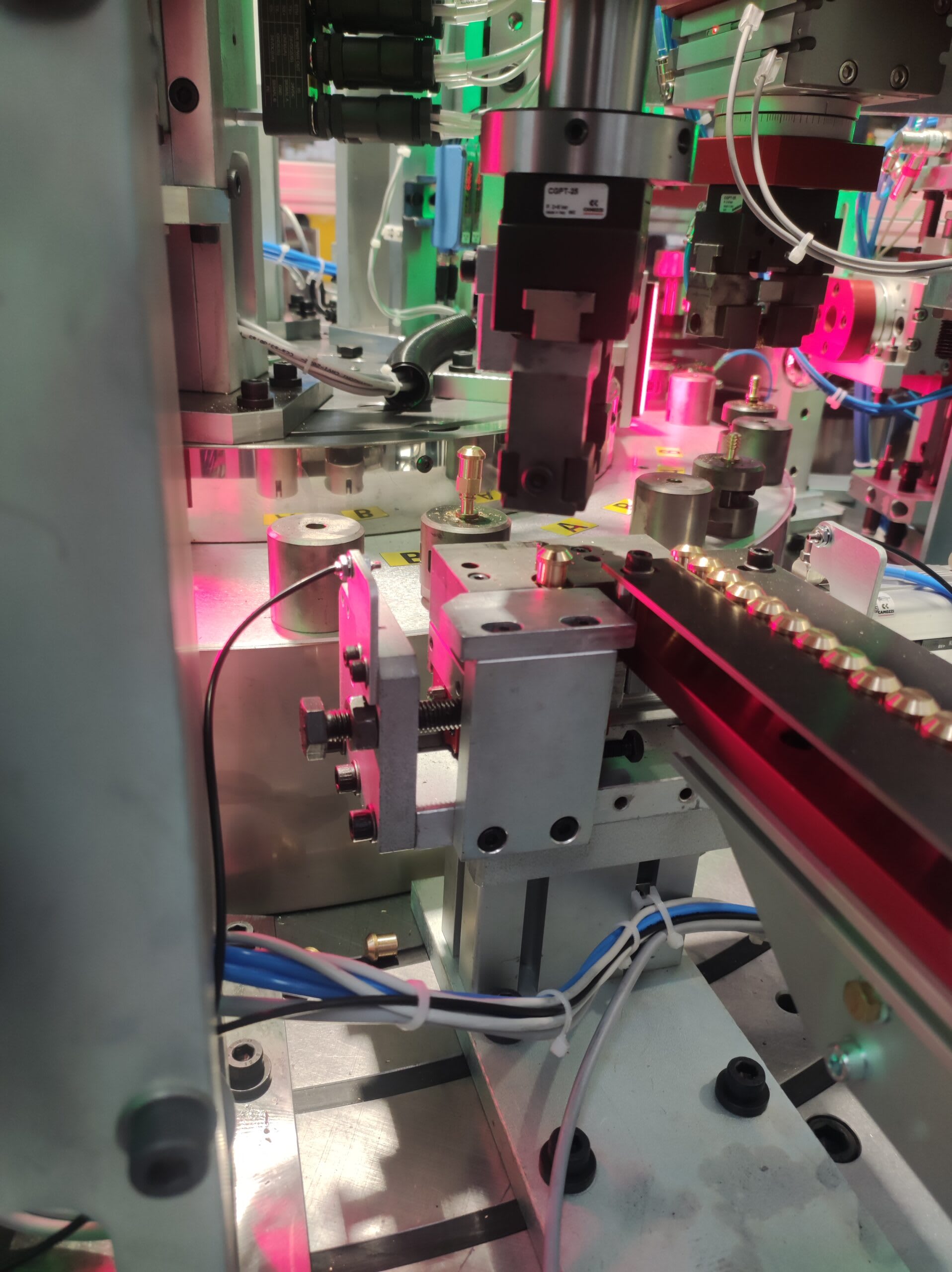 M.T. ZANETTI Tam Otomatik Mil ve Salmastra Montaj Makinesi - Montaj Makineleri - 2