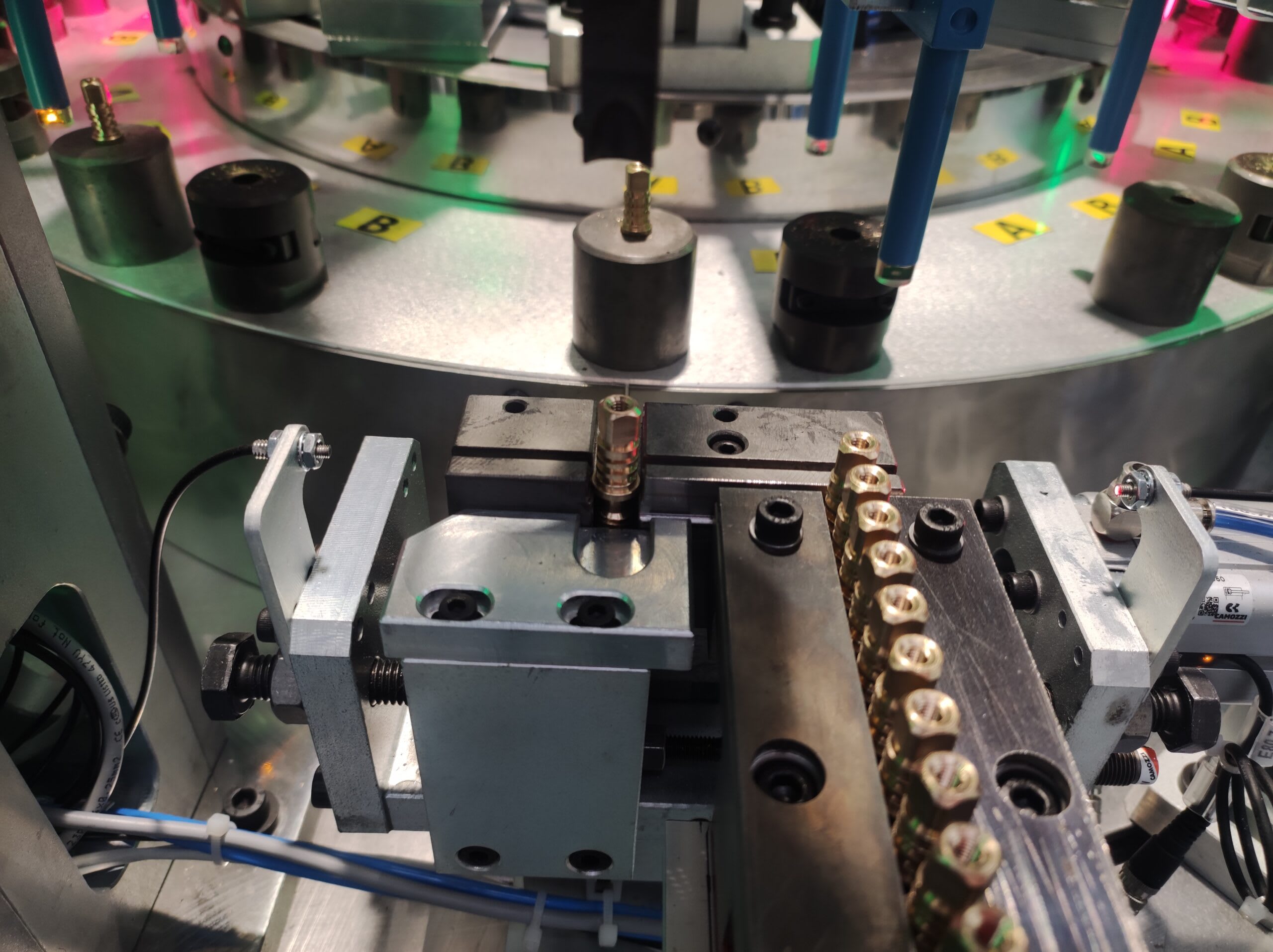 M.T. ZANETTI Tam Otomatik Mil ve Salmastra Montaj Makinesi - Montaj Makineleri - 4