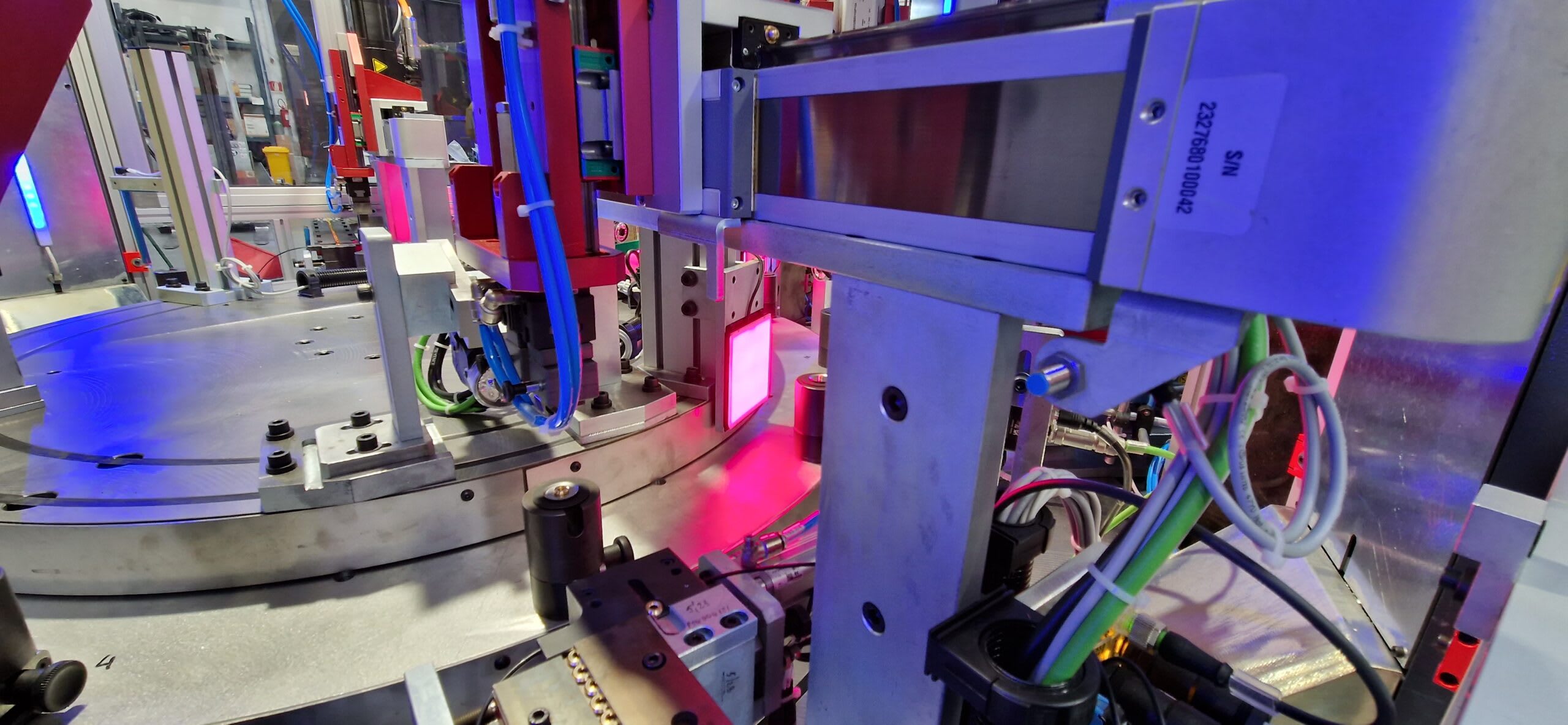 M.T. ZANETTI Pnömatik Valf Membranlarının Montajı ve Testi için ELEKTRİKLİ Robotik Hücre - Montaj Makineleri - 4