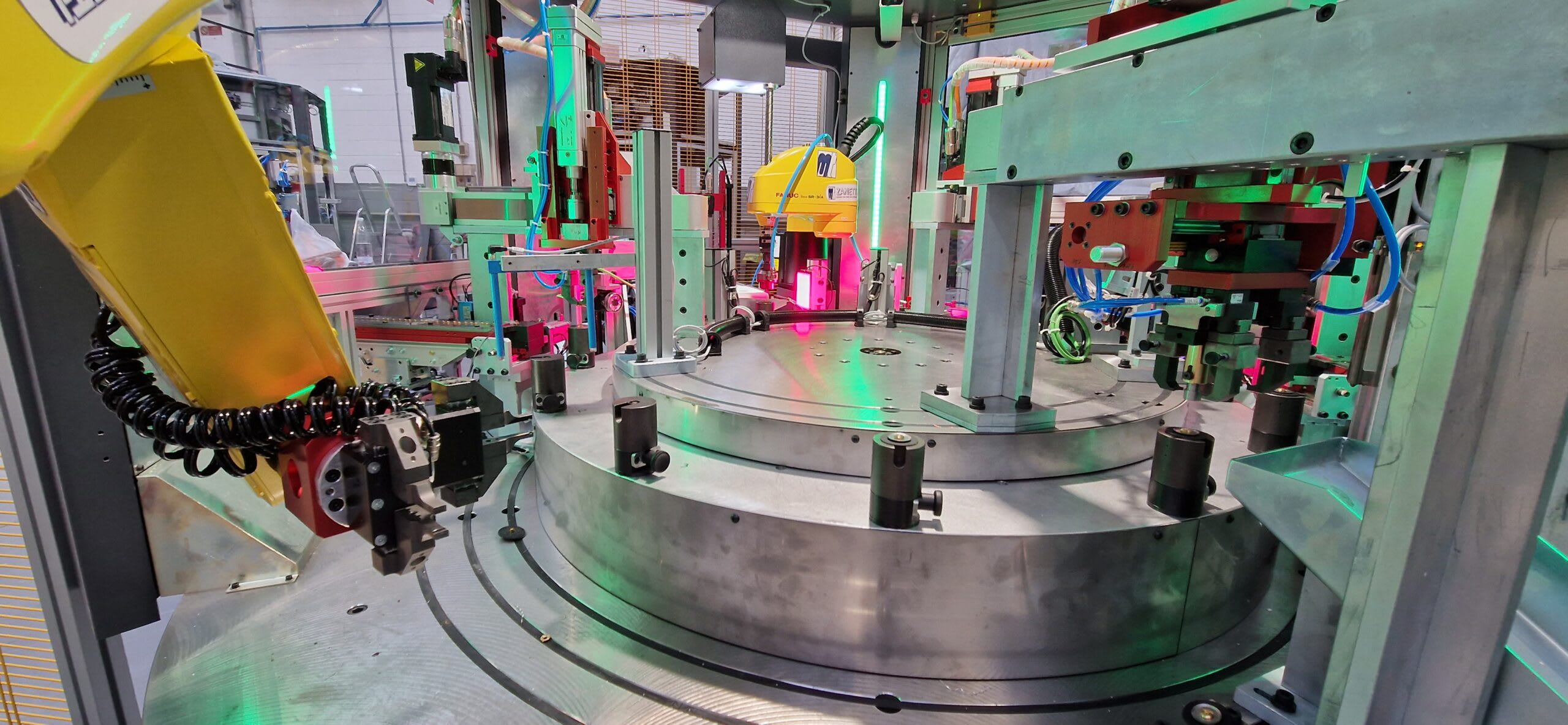 M.T. ZANETTI Pnömatik Valf Membranlarının Montajı ve Testi için ELEKTRİKLİ Robotik Hücre - Montaj Makineleri - 7