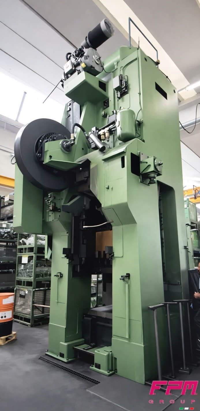 Colombo L1250 - 1250 ton Mafsallı Pres - Mafsallı Presler