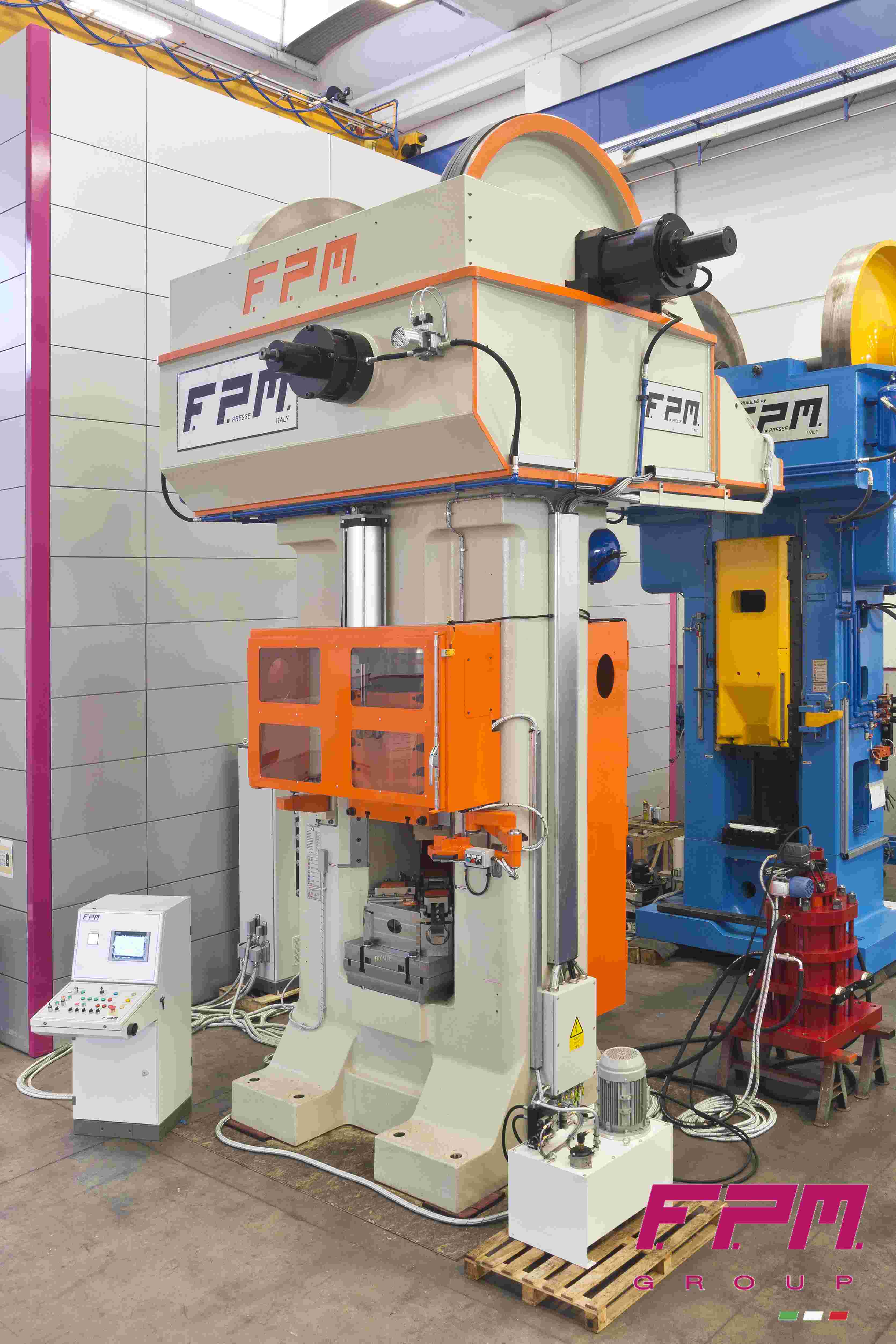 FPM EP Ø 450 mm - 2000 ton Screw Press - Screw Press