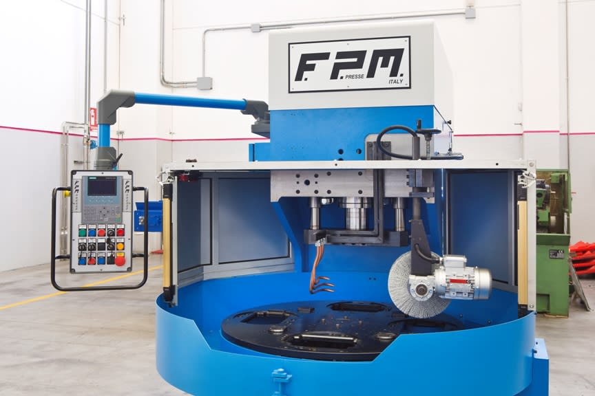 FPM 40 ton Döner Tablalı Hidrolik Çapak Kesme Presi - Çapak Kesme Presleri - 3