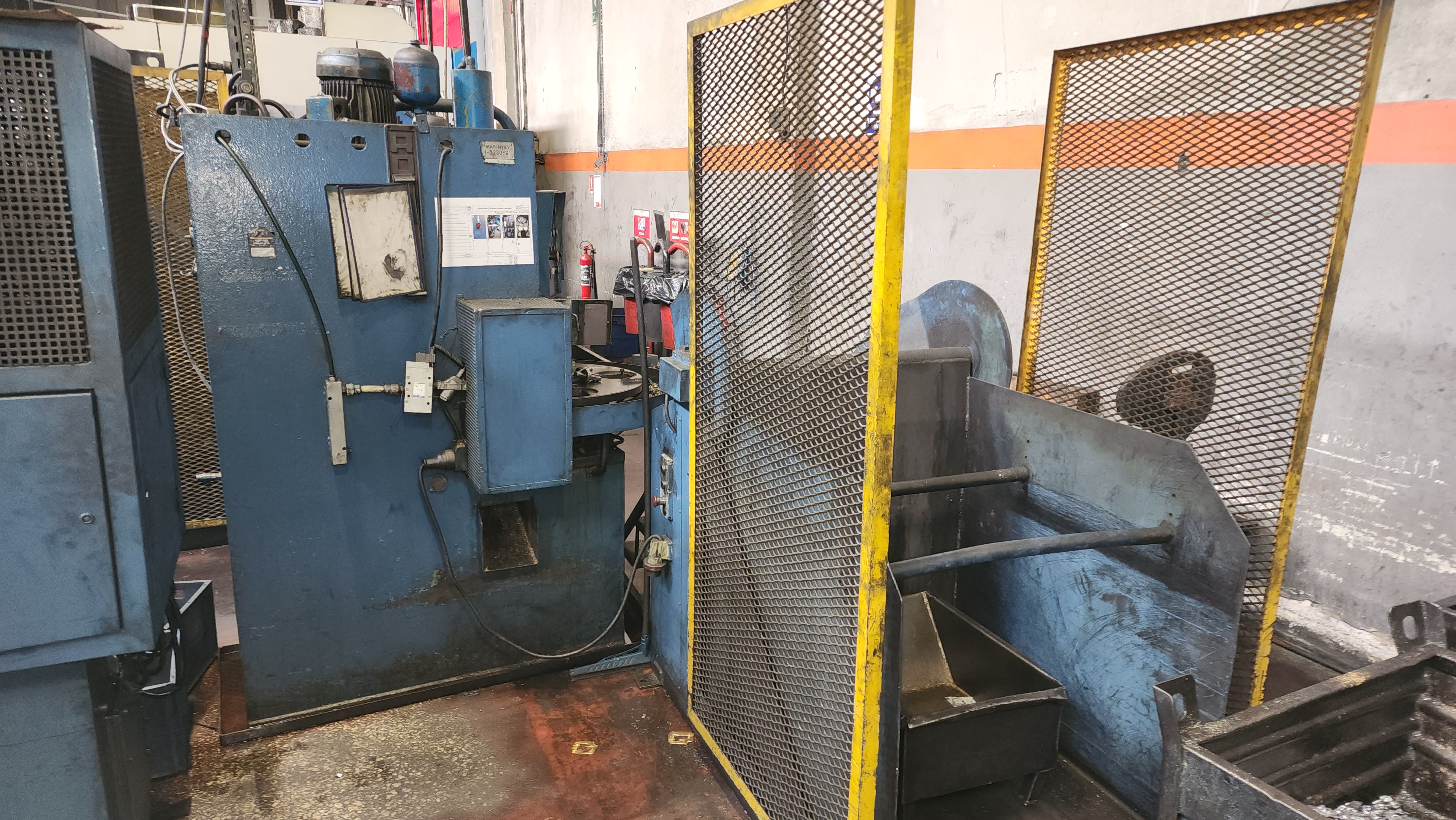 ROVETTA 20 ton Döner Tablalı Çapak Kesme Presleri (2 adet) - Çapak Kesme Presleri - 6