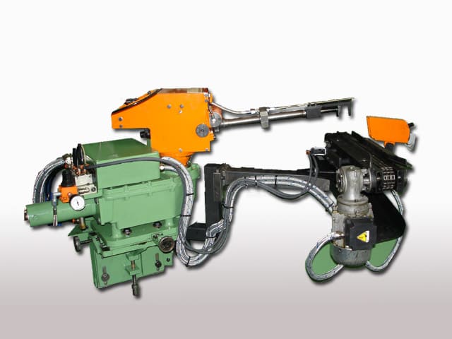 Rotary Automation for Piece Loading to Presses - Press Automation Applications