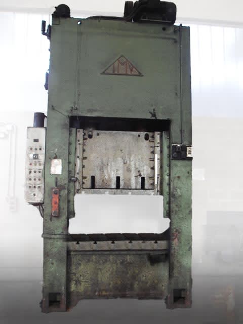 IMV D.M. 250 - Trimming Presses