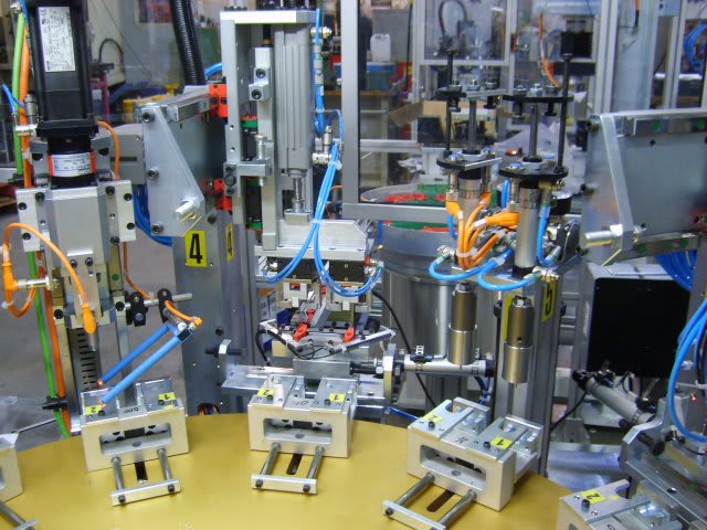 MT Zanetti Assembling Machine for Plastic Ball Valves - Assembling Machines - 4