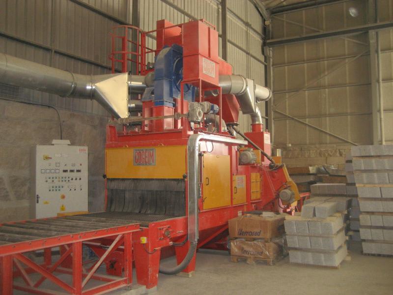 Cogeim Continuous feed type shot blasting machine for marble, granite and natural stone products – mod. STL - Shotblasting Machines - 12