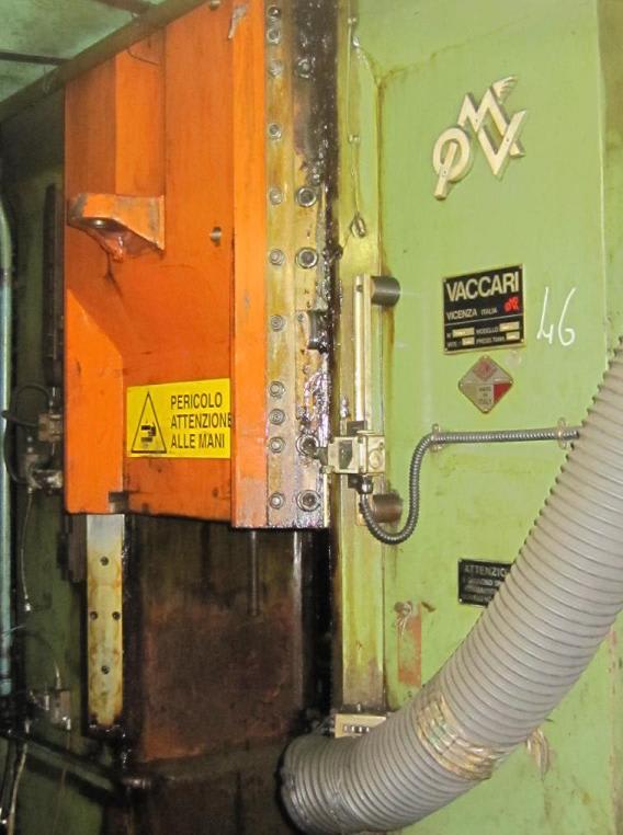 Tencere Dövme Hattı Vaccari PS10 600 ton Friksiyon Pres, Elektrikli ve Gazlı Fırınlar ve Punta Kaynak Makineleri - Steel Hot Forging Press