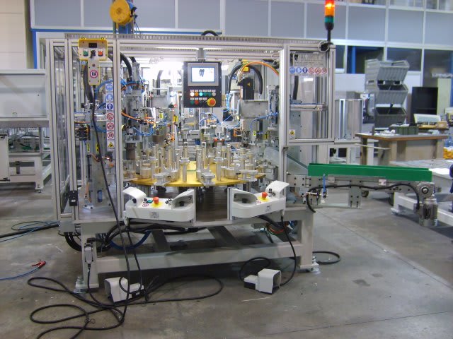 MT Zanetti Assembling Machine for the PVC Ball Valves - Assembling Machines