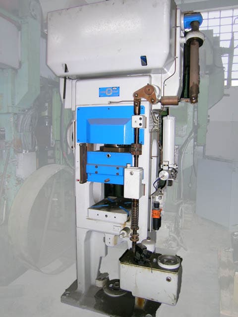 OSTERWALDER Ürün 53 - Screw Press