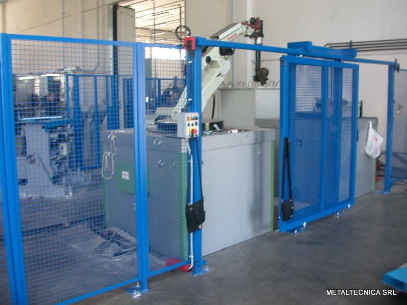 Metaltecnica Robotized Casting Cells for Aluminum - Diecasting Machines - 2