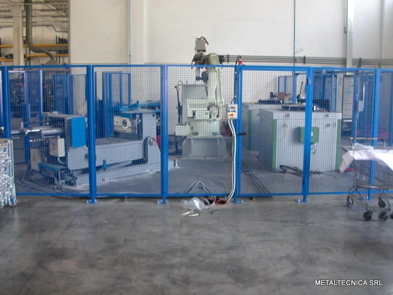 Metaltecnica Robotized Casting Cells for Aluminum - Diecasting Machines - 3