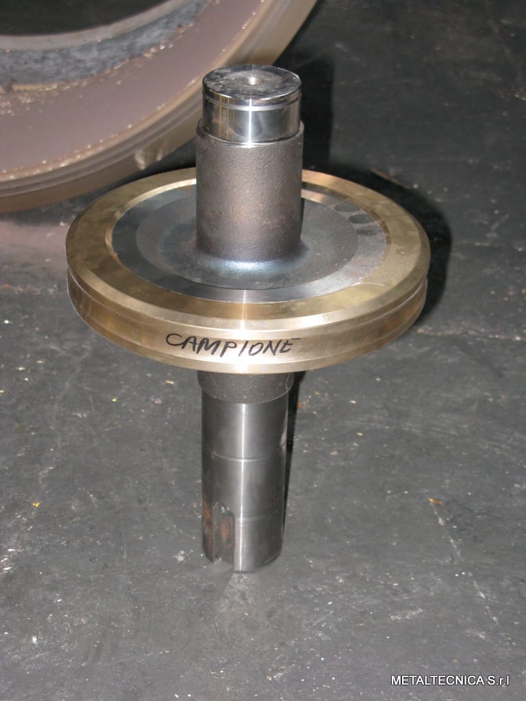 Metaltecnica Robotized Casting Cells for Brass / Bronze - Diecasting Machines - 8