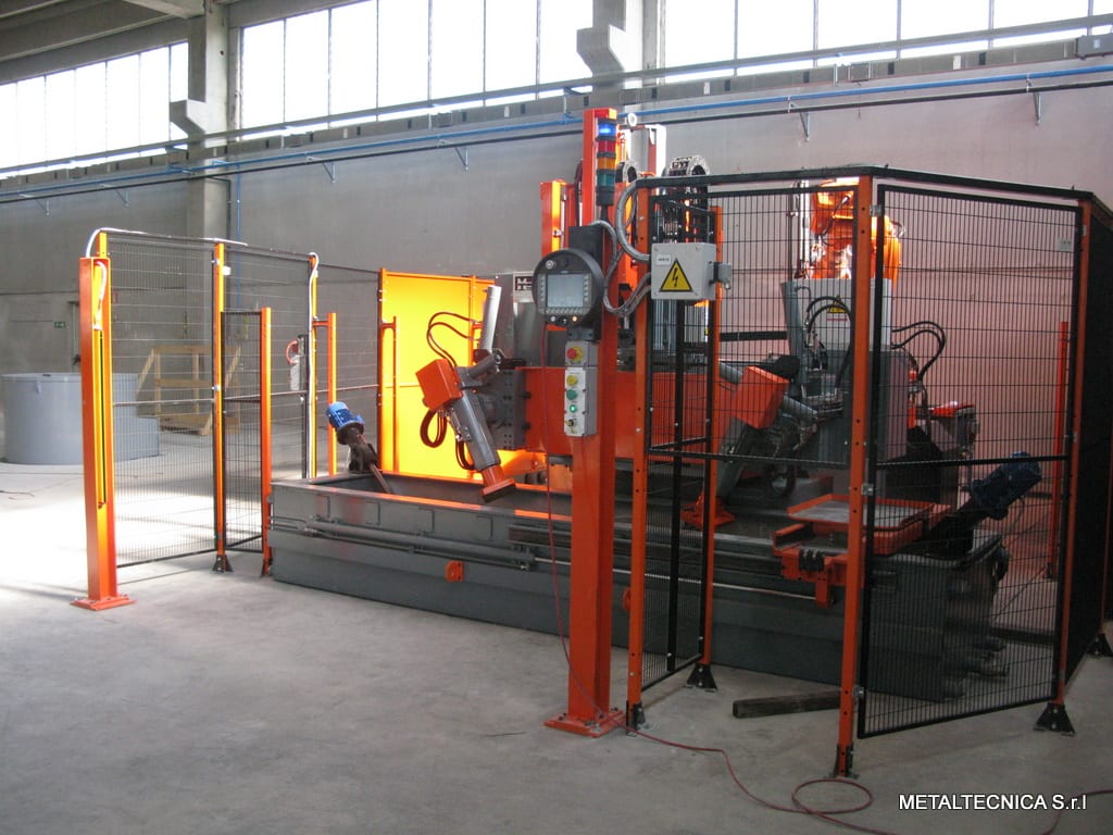 Metaltecnica Robotized Casting Cells for Brass / Bronze - Diecasting Machines - 7