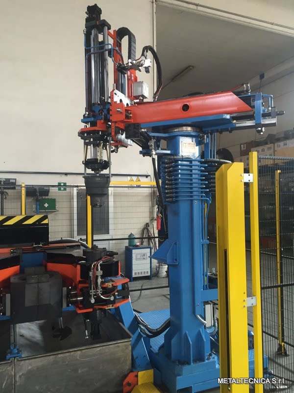 Metaltecnica Brass / Bronze Casting Machine With Manual Loading - Diecasting Machines - 2