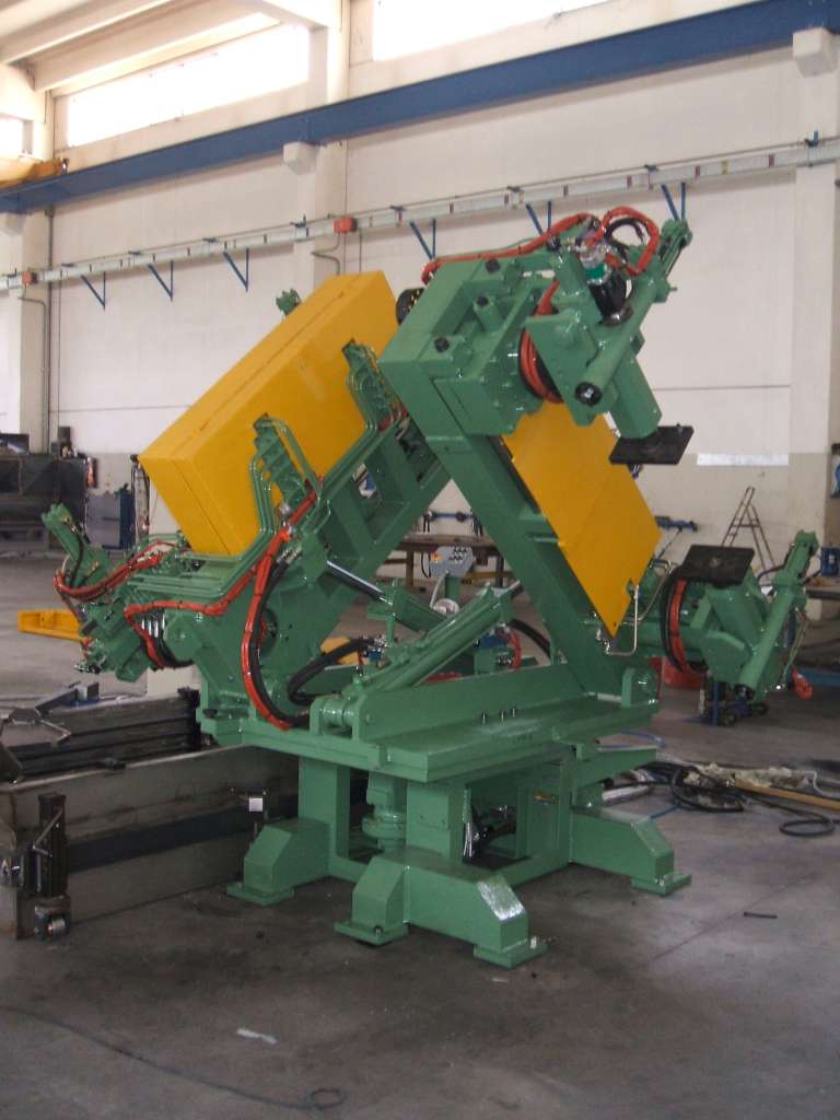 Metaltecnica Gravity Casting Rotating Machine for Bronze or Brass - Diecasting Machines - 3