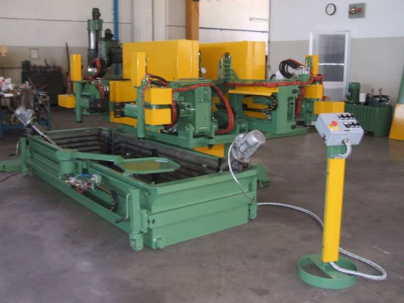 Metaltecnica Gravity Casting Rotating Machine for Bronze or Brass - Diecasting Machines - 5