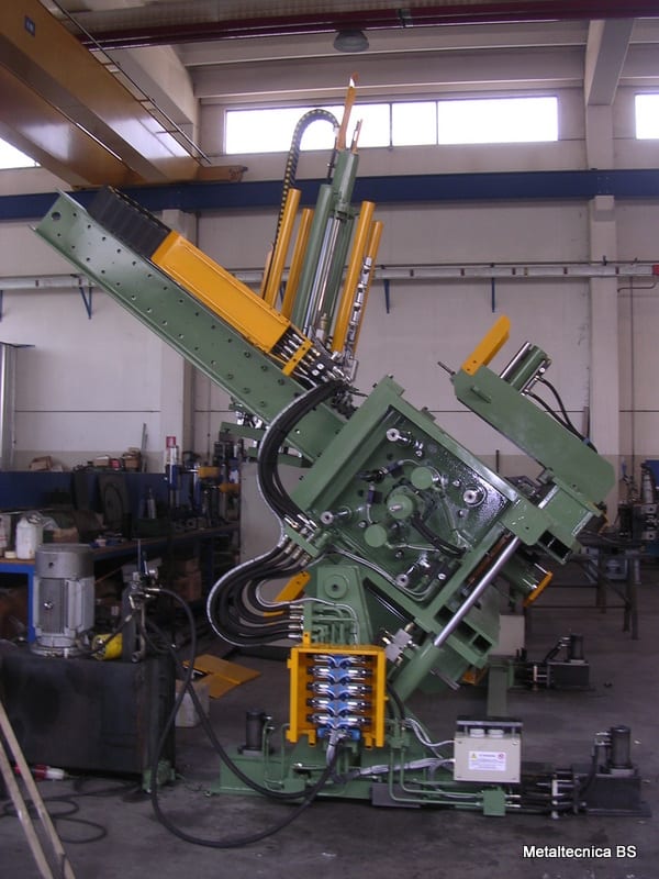 Metaltecnica Manual or Robotized Aluminum Casting Machines - Diecasting Machines - 15