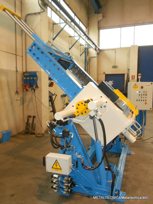 Metaltecnica Manual or Robotized Aluminum Casting Machines - Diecasting Machines - 4