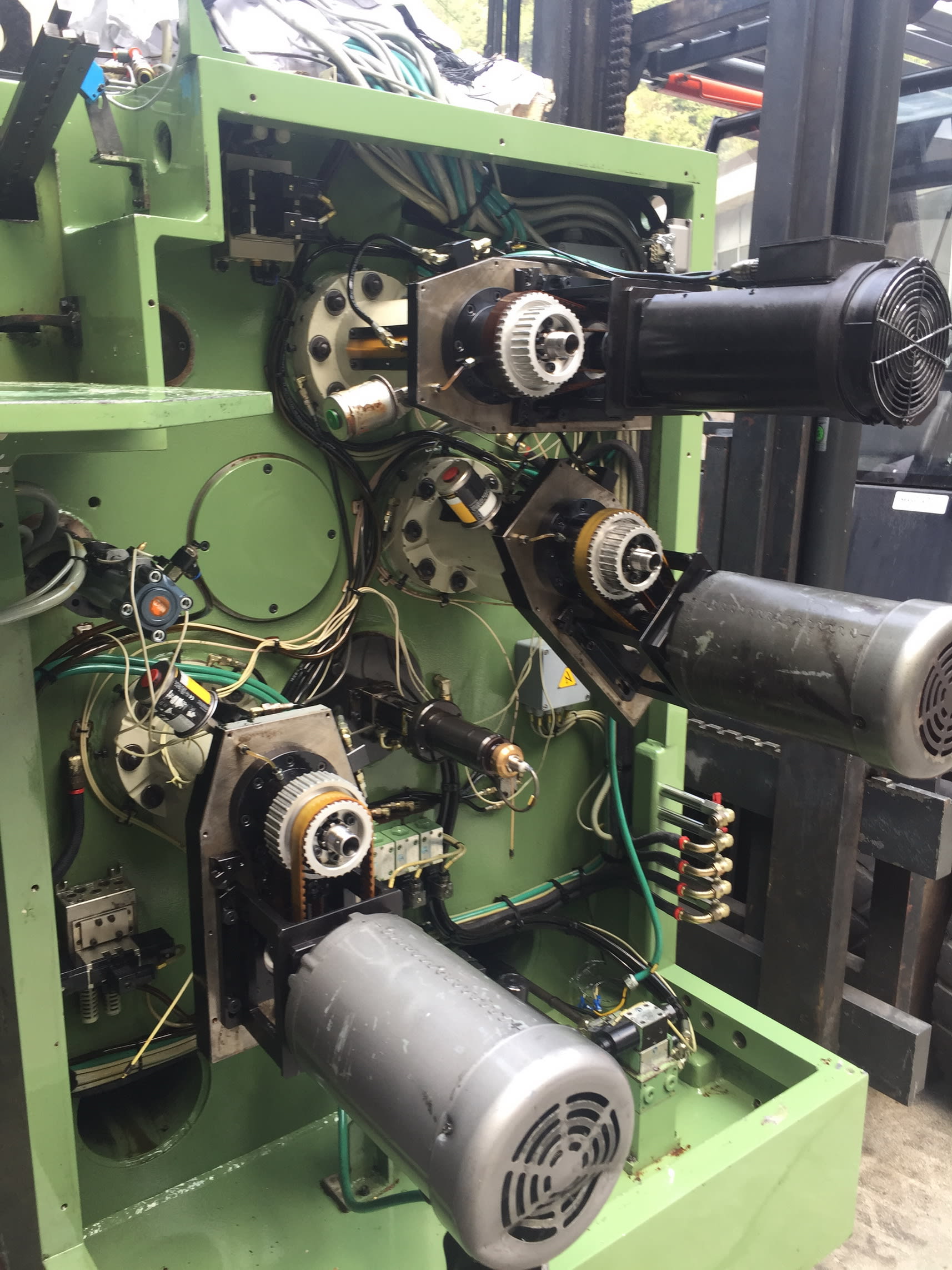 Zobbio - BTB BB 301 6 Üniteli CNC Çift Somun İşlemeye Uygun Transfer Makinesi - Transfer Makineleri / Talaşlı İmalat Makineleri - 8