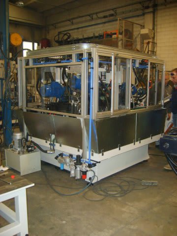 MT Zanetti Machine for Cutting Iron Square Spindle of Handles - Transfer Machines