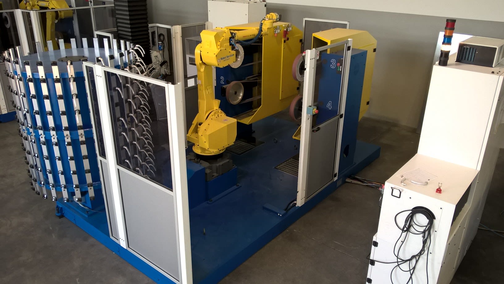 Robot Service Grinding and satin finishing for brass, aluminium and zamak parts - Grinding and Deburring Machines - 6