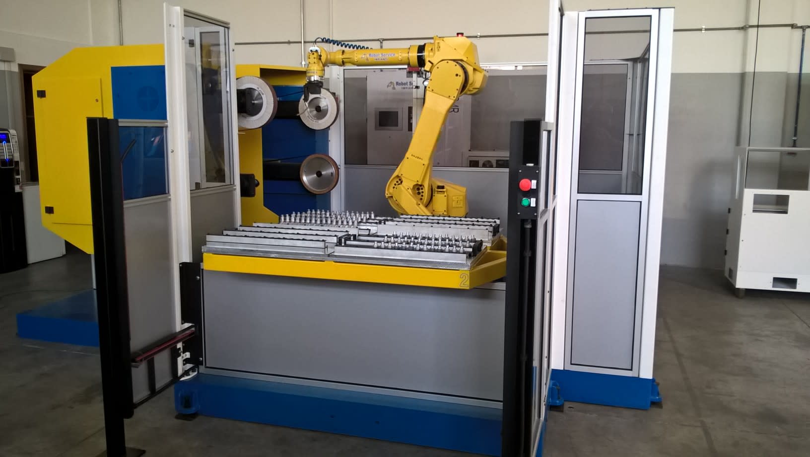 Robot Service Grinding and satin finishing for brass, aluminium and zamak parts - Grinding and Deburring Machines - 4