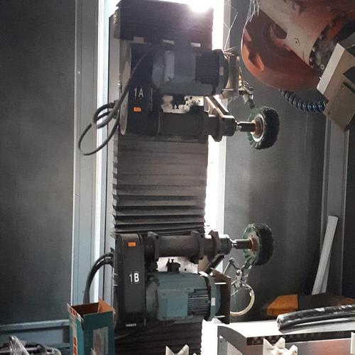 Intec Robotic Polishing Machine with ABB robot, YOM 2014, barely used - Polishing Machines - 2