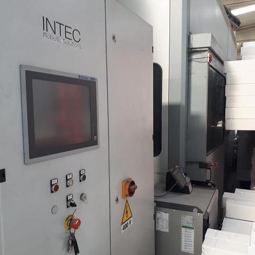 Intec Robotic Polishing Machine with ABB robot, YOM 2014, barely used - Polishing Machines - 4