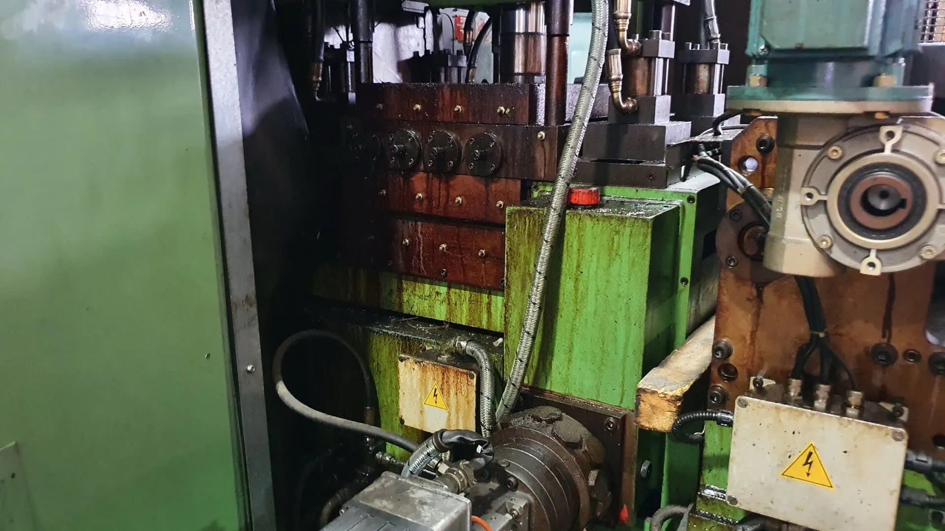 Balconi 350 ton Mechanical straight side press for cold stamping - Cold Forging Press - 8