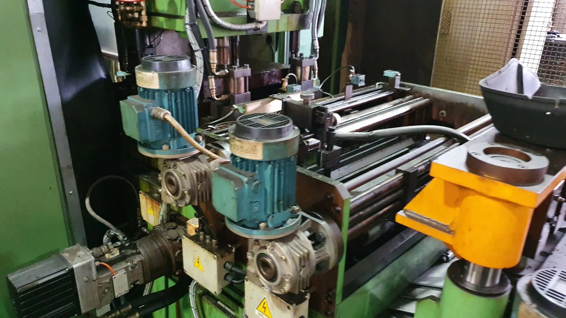 Balconi 350 ton Mechanical straight side press for cold stamping - Cold Forging Press - 2