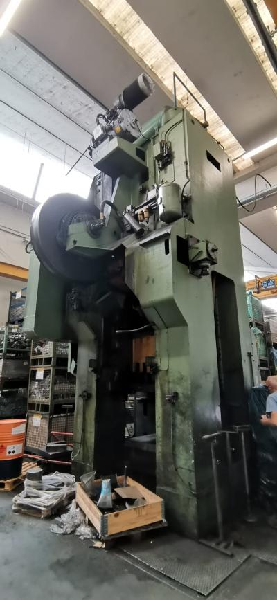 Colombo L1250 - Knuckle Joint Press