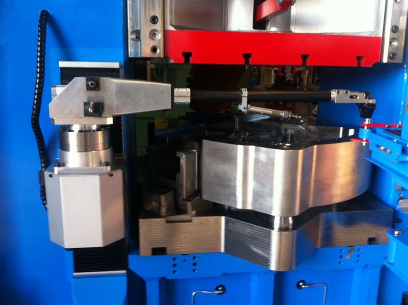 FPM Loading arm for hot forging press and friction screw press - FPM E-ARM 6000/5000/4500/4000/3200/2800 - Press Automation Applications - 5