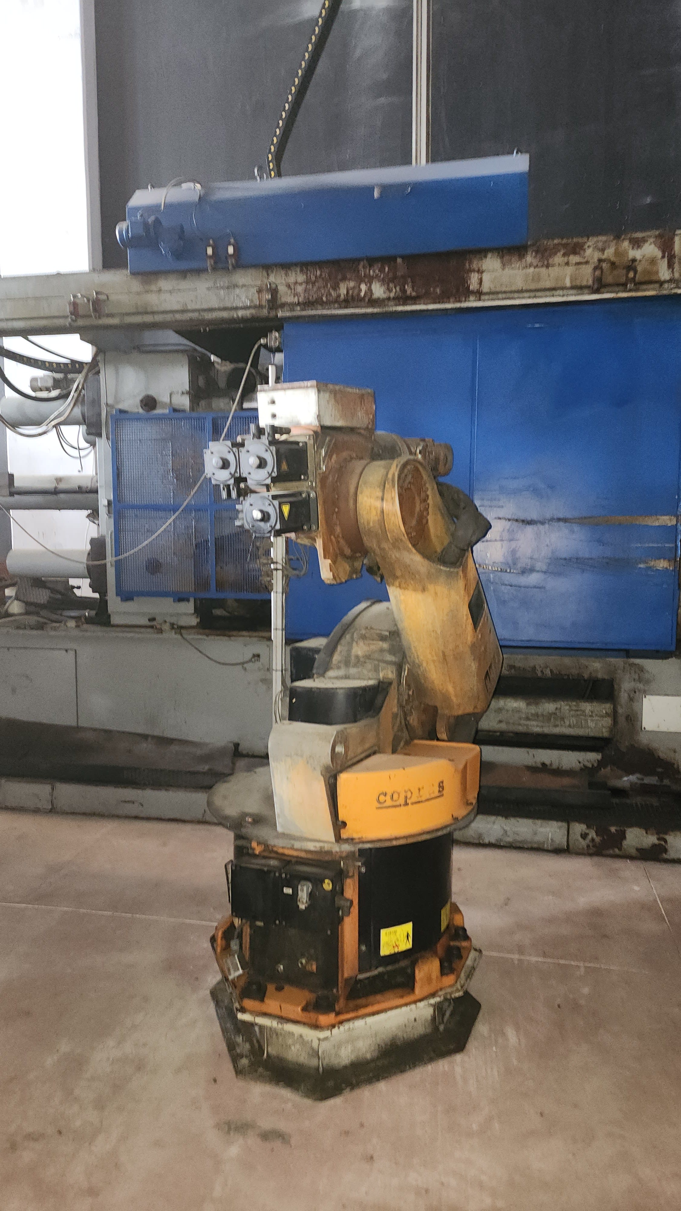 OMS 2 Robotized Die Casting Islands, 500 and 750 ton Die Casting Presses, Melting Furnaces and Trimmin Presses - Die Casting Press - 5