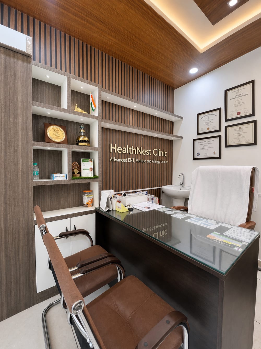 HealthNest Clinic interior - Advanced ENT Vertigo Allergy Centre Golf City Lucknow - Dr Akansha Tewari